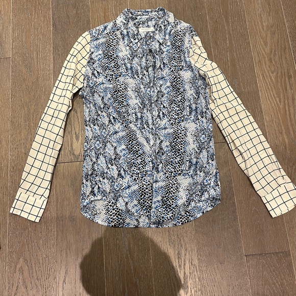 3 equipment silk shirts. Size XS-S - Picture 3 of 6